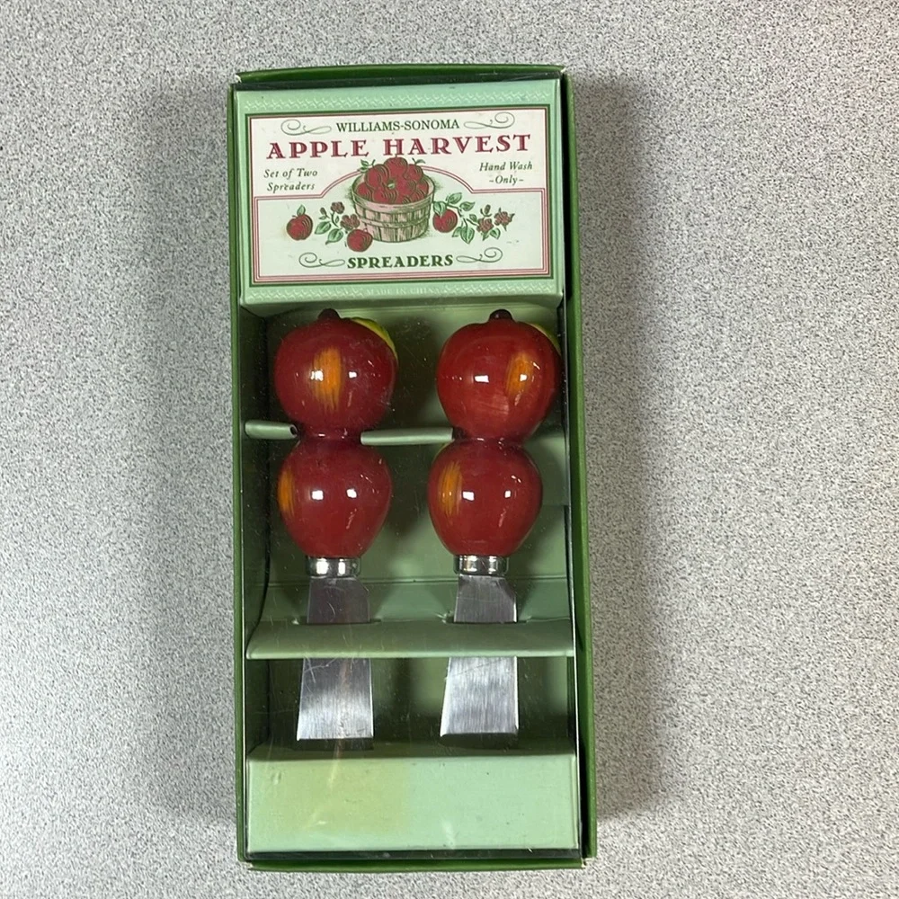 Williams Sonoma Apple Harvest Red Apple Stainless Set of 2 Cheese Spreaders